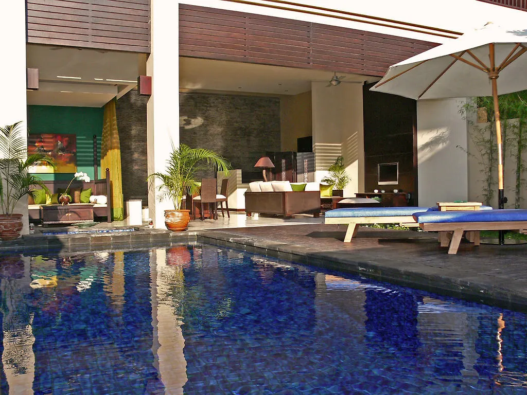 **** Holiday park Alam Warna Villas Seminyak  Indonesia